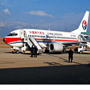 阿拉善右旗巴丹吉林空运公司航空快运业稳步发展的原因是什么？